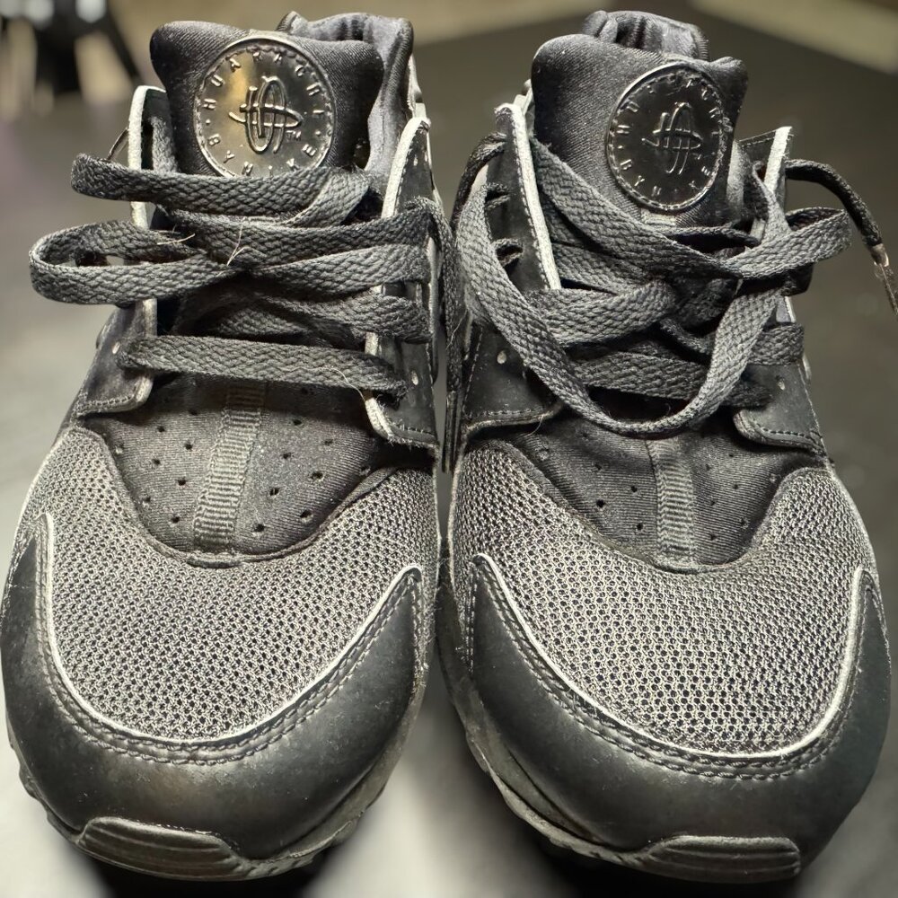Nike Air Huarache Triple Black Running Sneakers Women's Size US 7Y